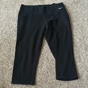 Nike Black cropped Leggings Athletic